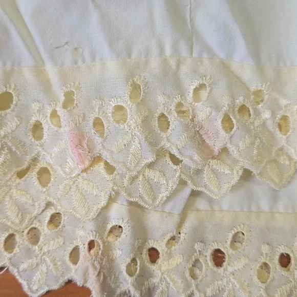 Cute Vintage Smocked Shirred Full Petal Skirt Set with Tube Top Eyelet Trim - Picture 10 of 11